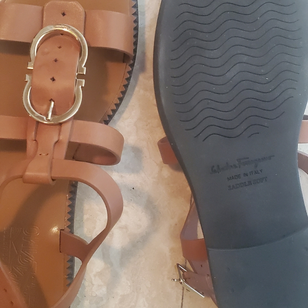 Sandals - Picture 2 of 6